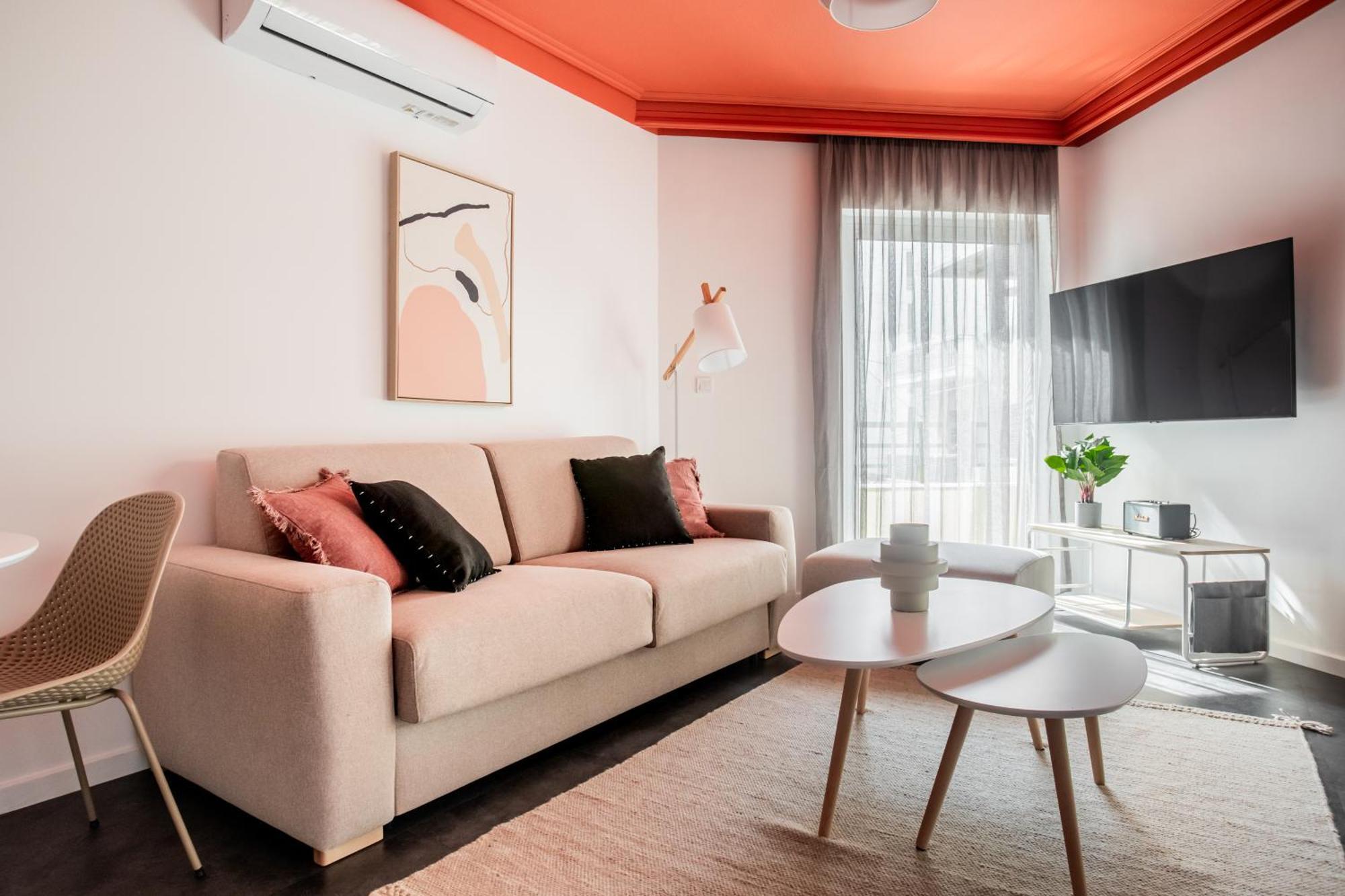 Onezerotwo By Zoia Living Aparthotel Athens Exterior photo