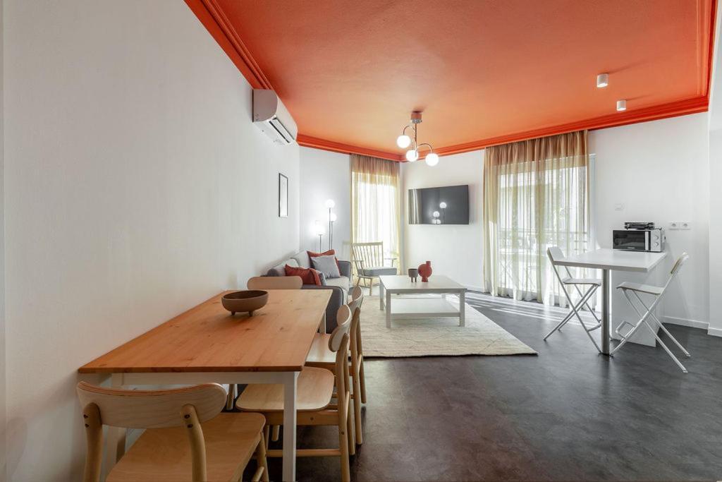 Onezerotwo By Zoia Living Aparthotel Athens Exterior photo