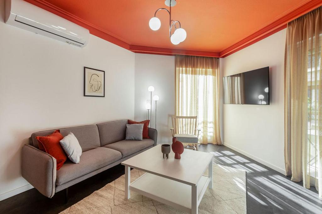 Onezerotwo By Zoia Living Aparthotel Athens Exterior photo